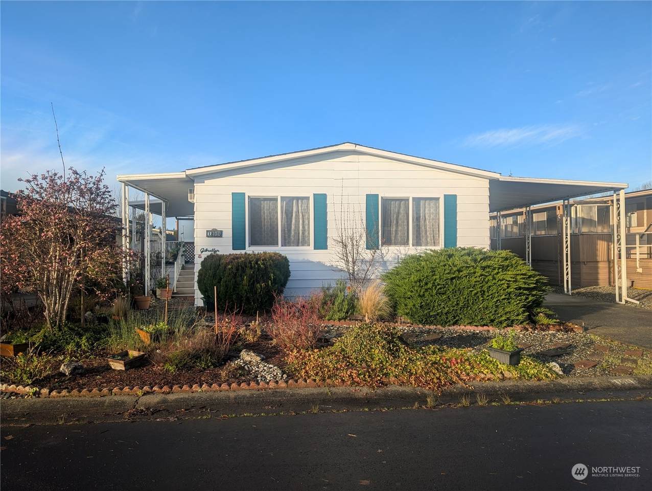 2725 Fir Street - Photo 1