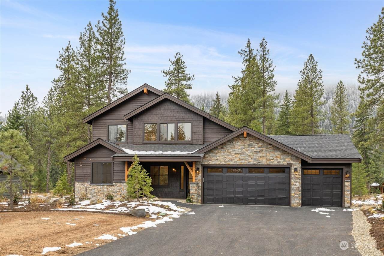 1001 Domerie Park Loop - Photo 1