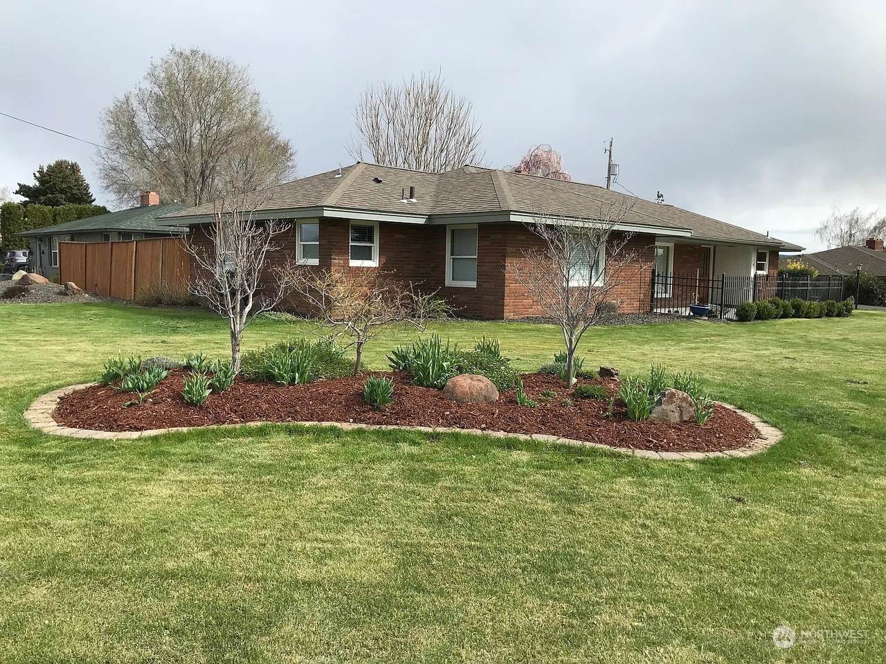 319 46th Avenue - Photo 1