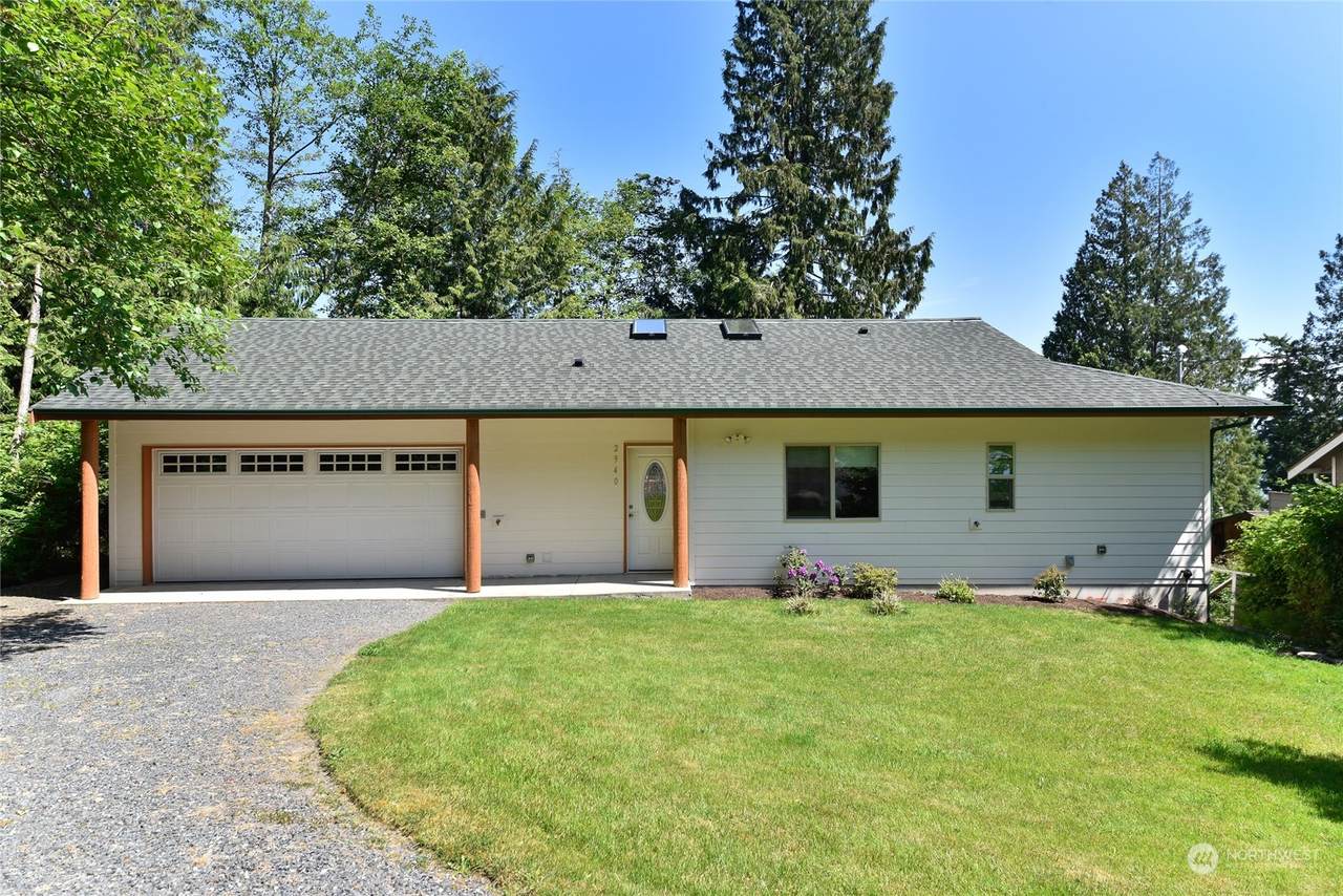 2940 Cedar Avenue - Photo 1