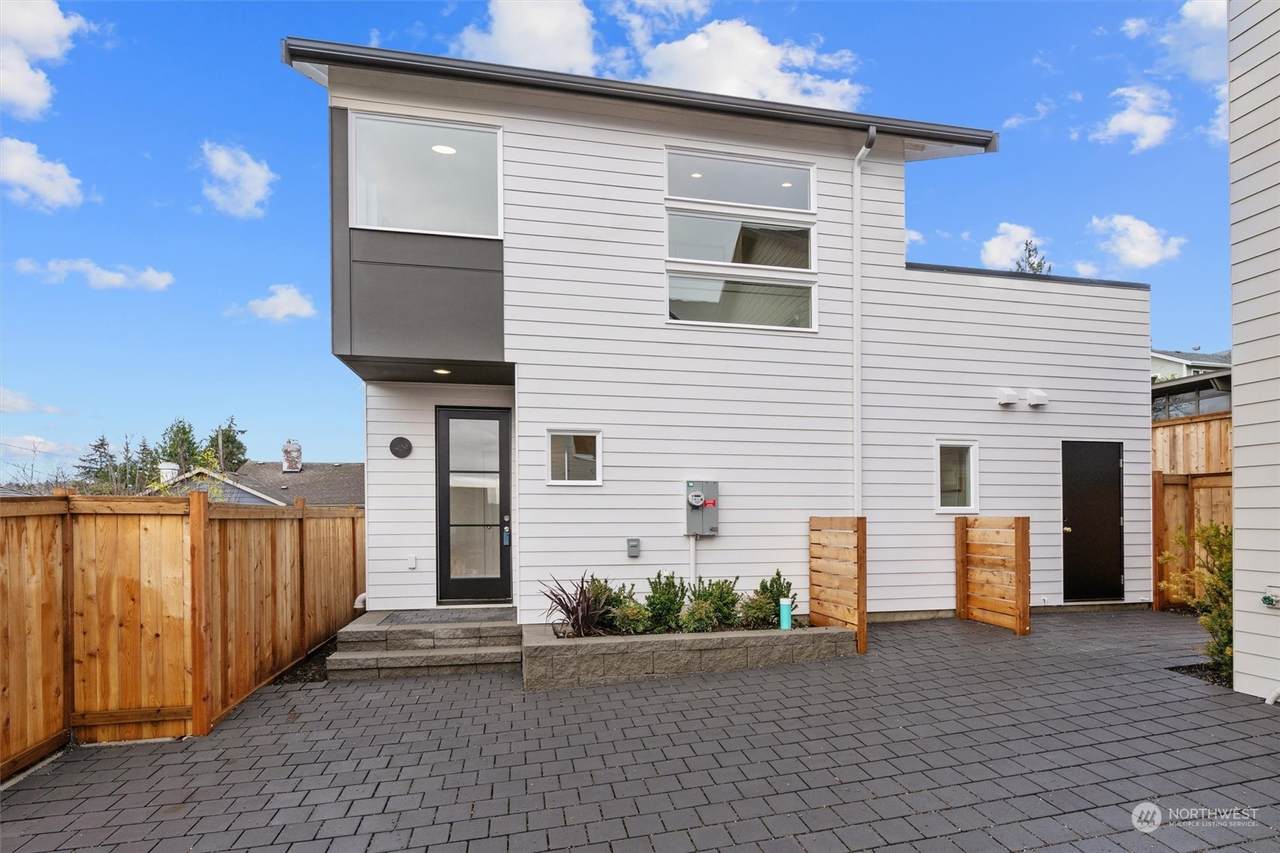4129 48th Avenue - Photo 1