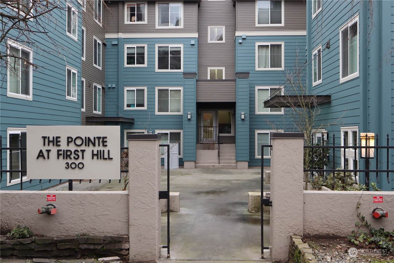 300 10th Avenue - Photo 1