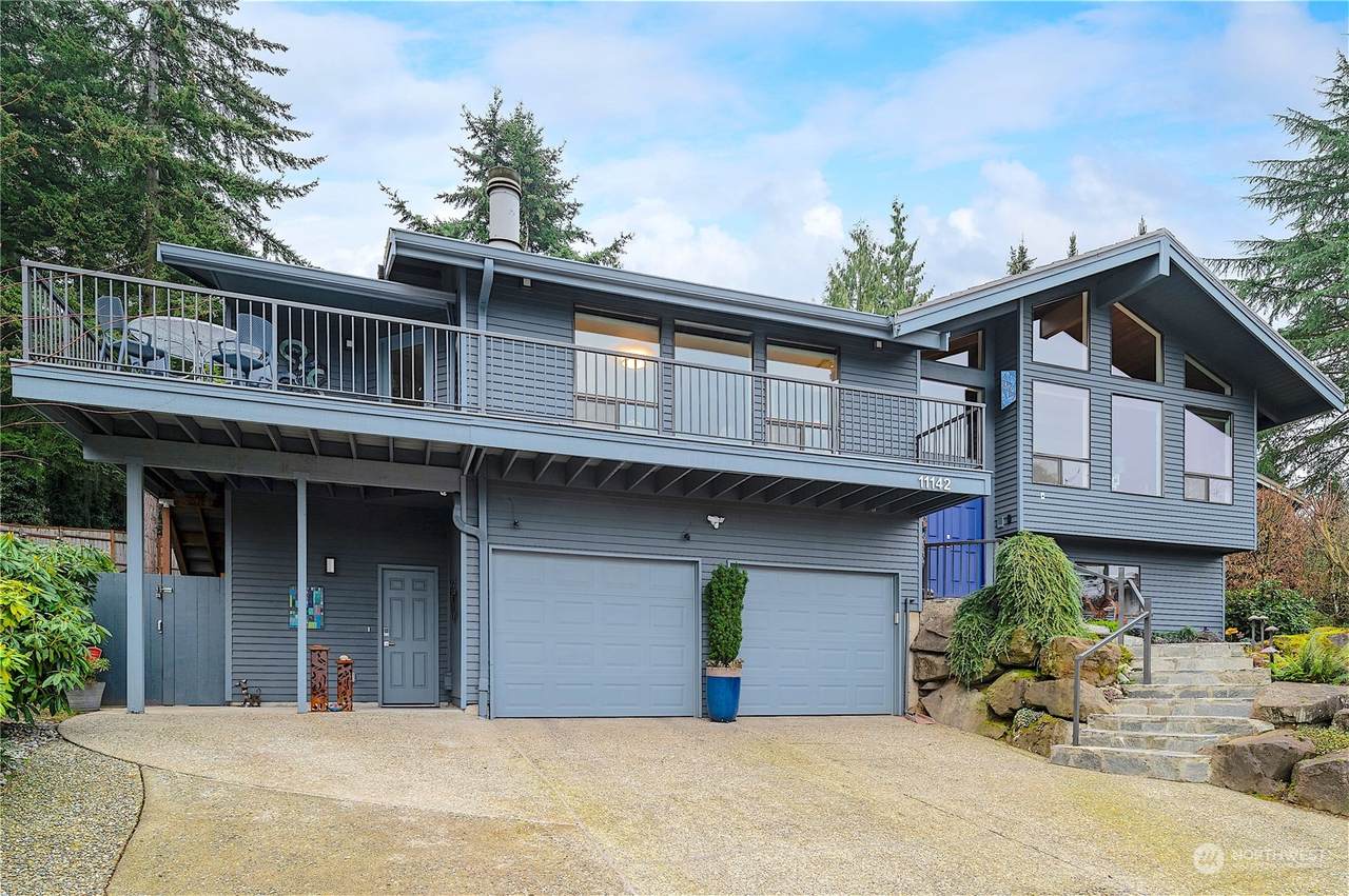 11142 57th Street - Photo 1