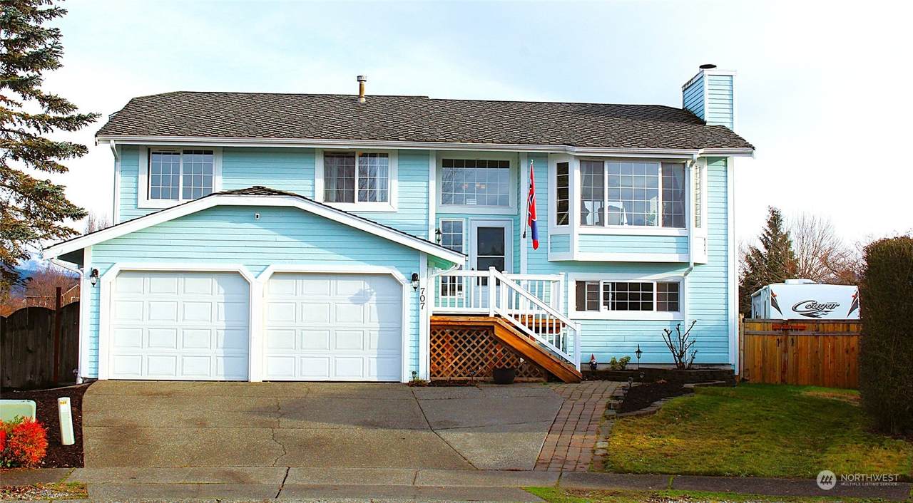 707 Victor Street - Photo 1