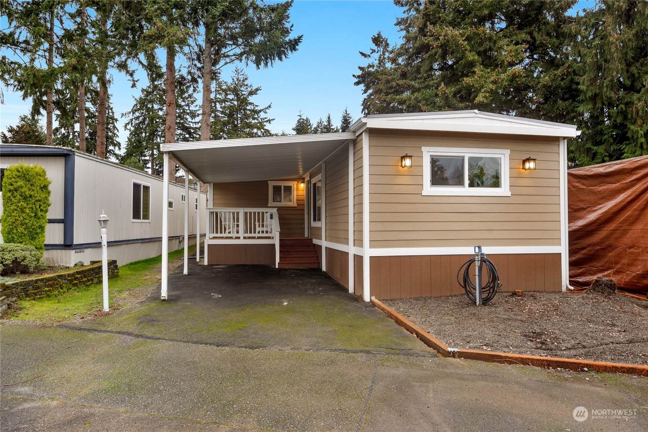 7301 175th St Street - Photo 1