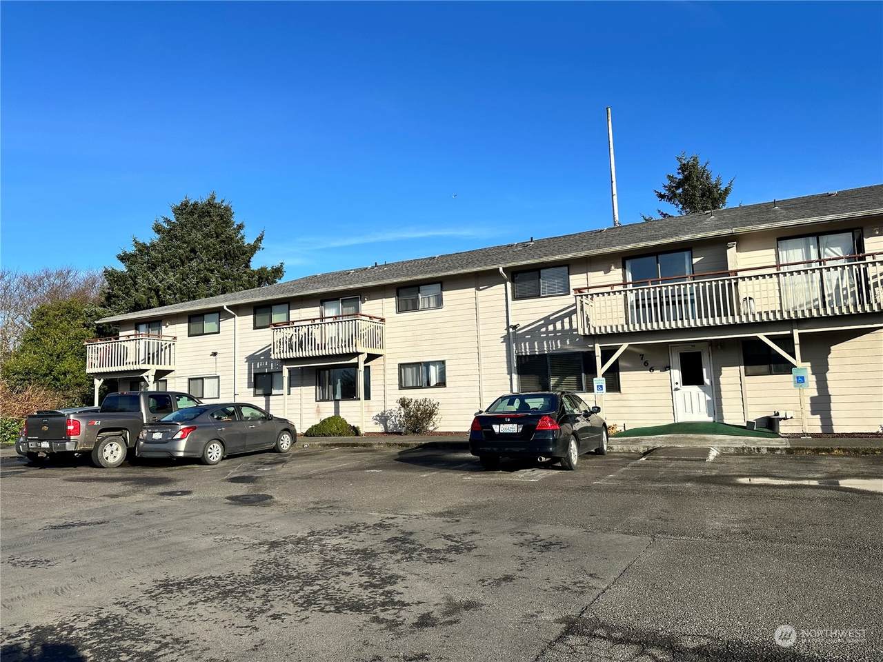 766 Ocean Court - Photo 1