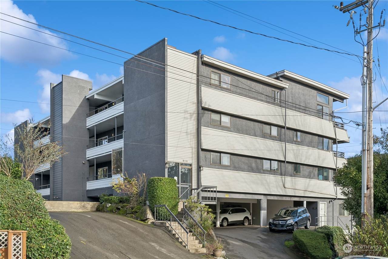 612 Prospect Street - Photo 1