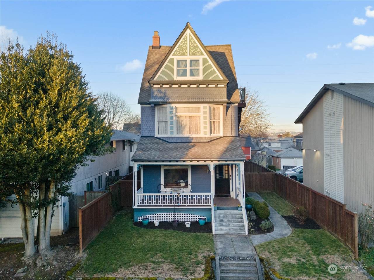 321 J Street - Photo 1