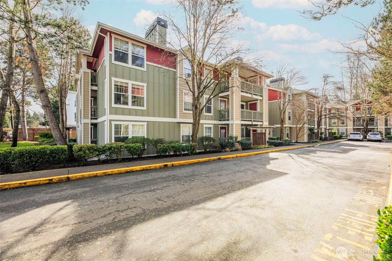 7711 NE 175th Street - Photo 1