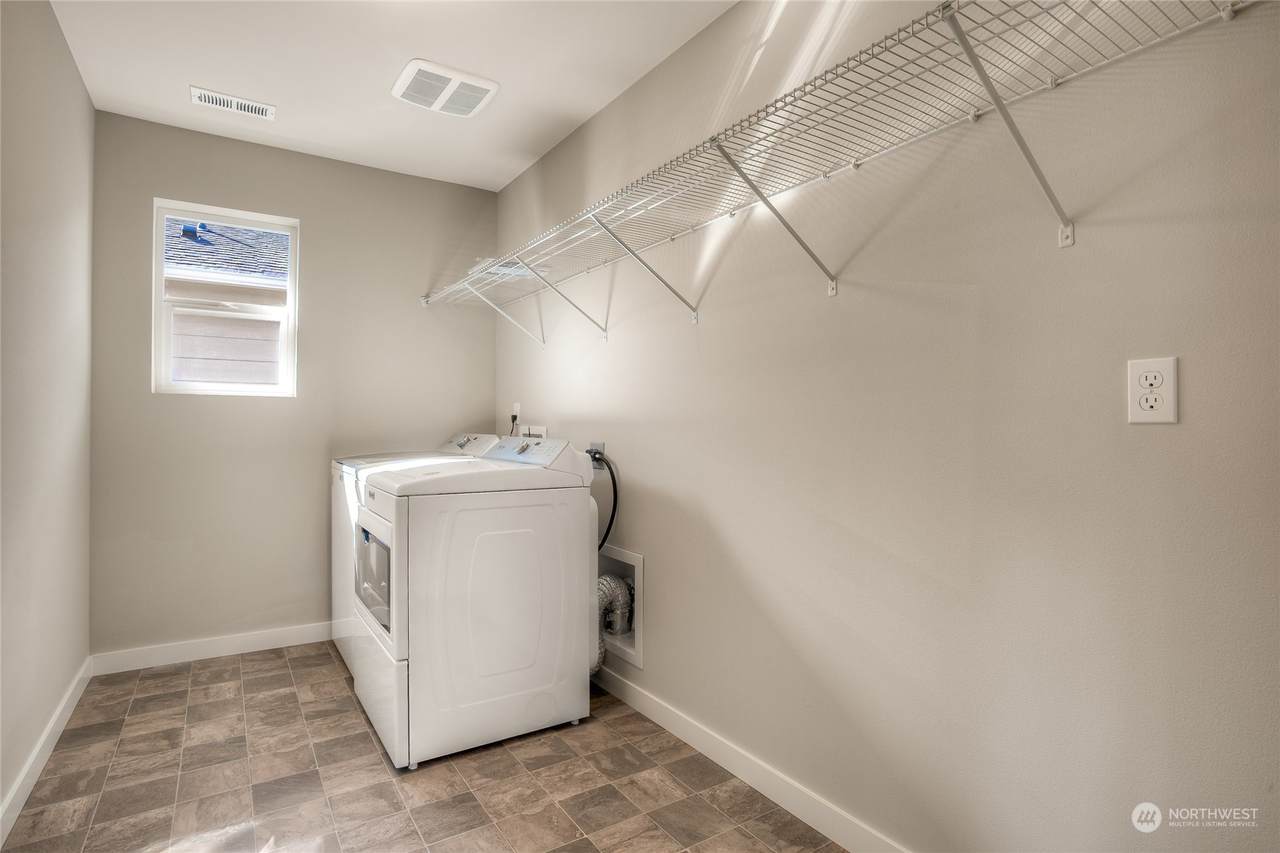 https://bt-photos.global.ssl.fastly.net/nwmls/orig_boomver_2_2325763-1.jpg