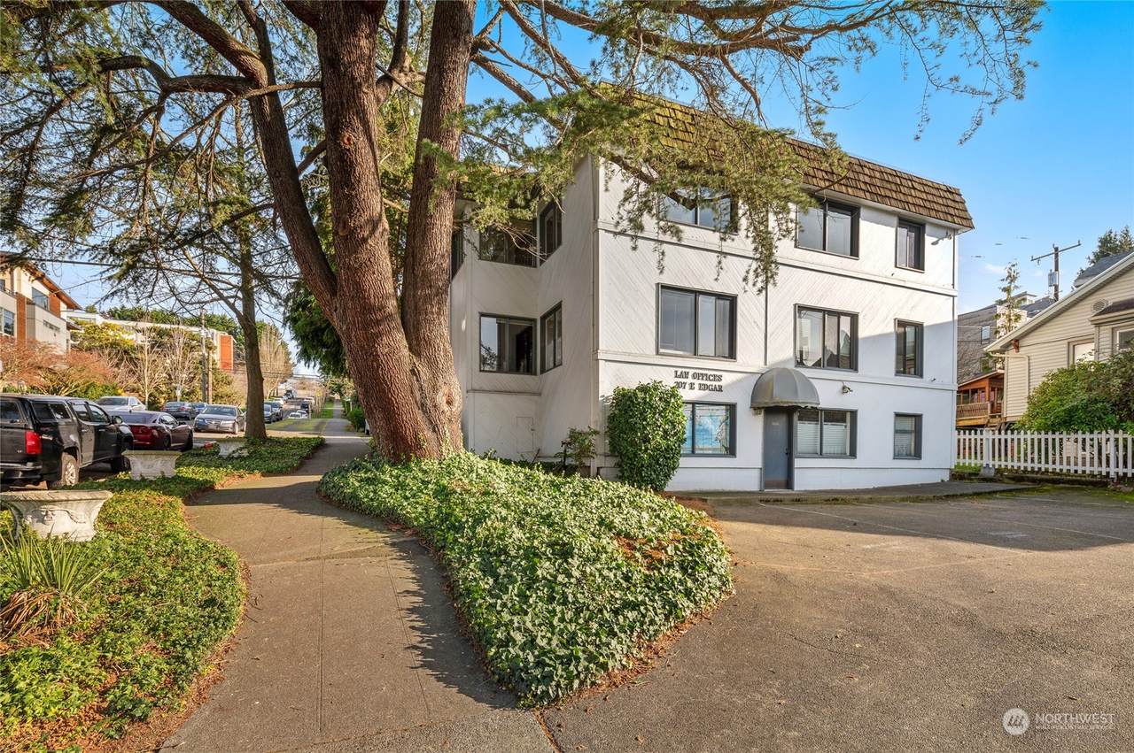 207 Edgar Street - Photo 1