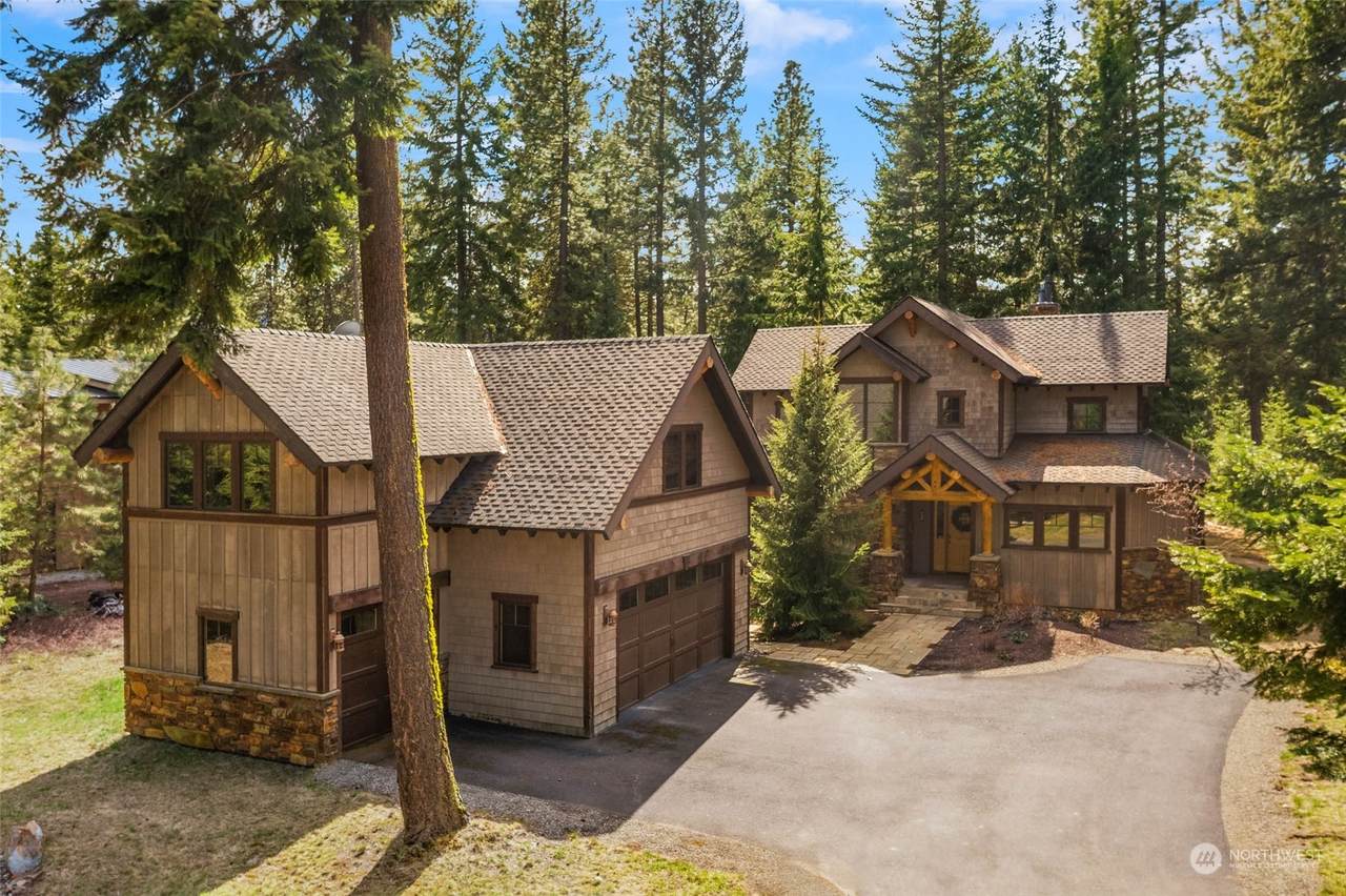 440 Larkspur Loop - Photo 1