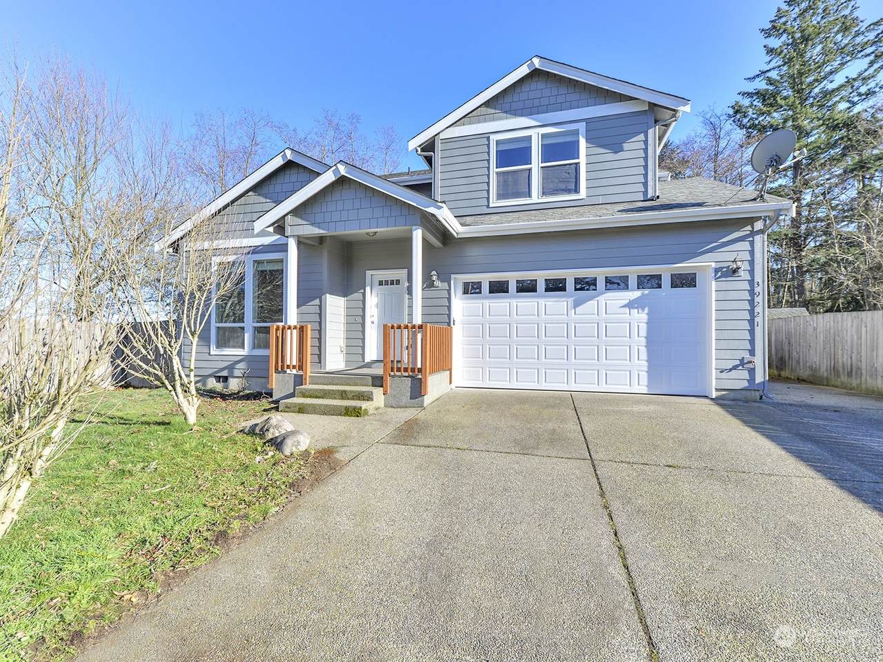 39221 Meridian - Photo 1