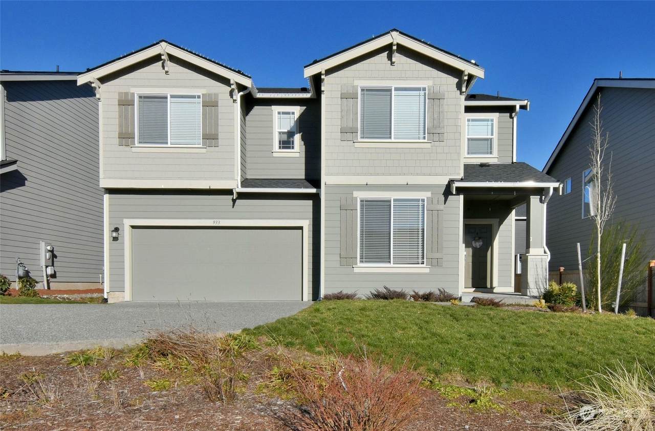 933 14th Avenue - Photo 1
