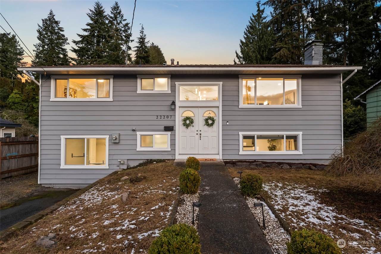 22207 60th Avenue - Photo 1