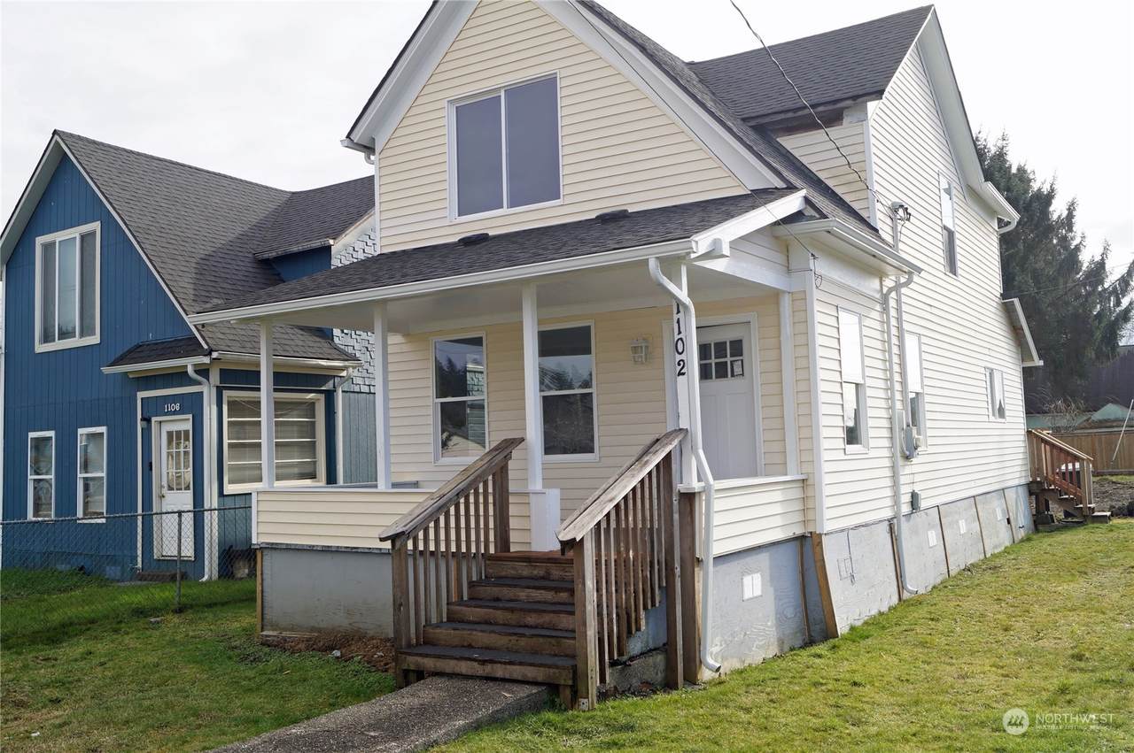 1102 Soule Avenue - Photo 1