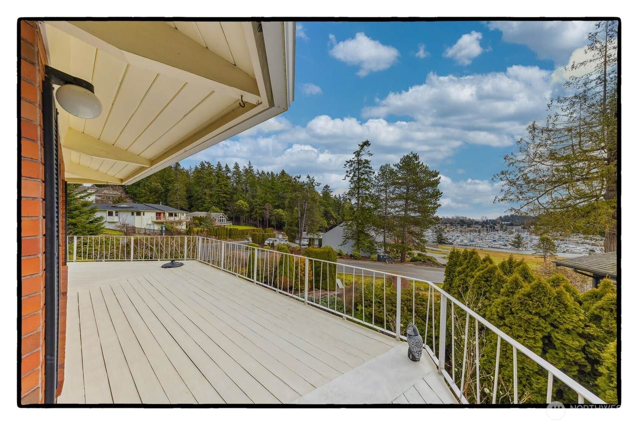 448 Modoc Place - Photo 1