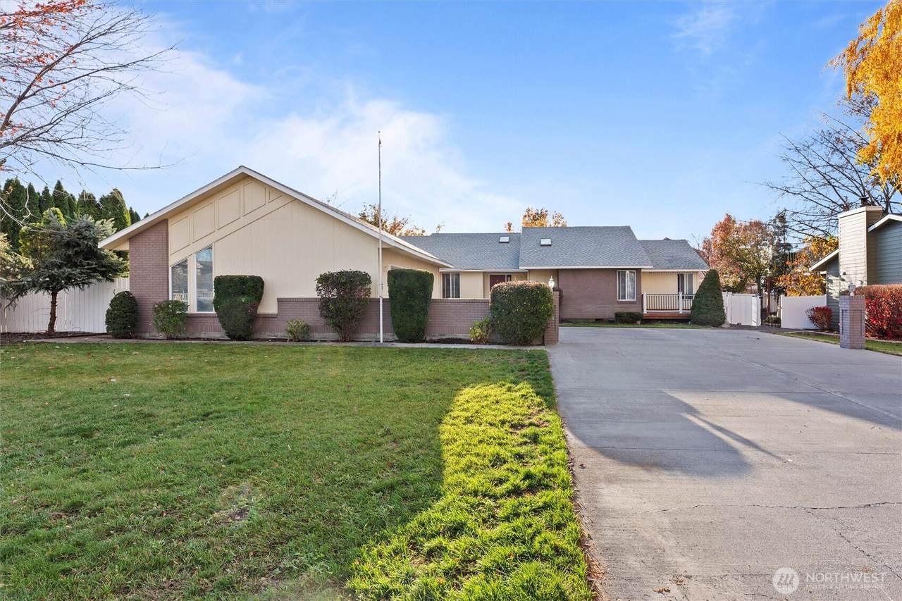 9447 Vernal Avenue - Photo 1