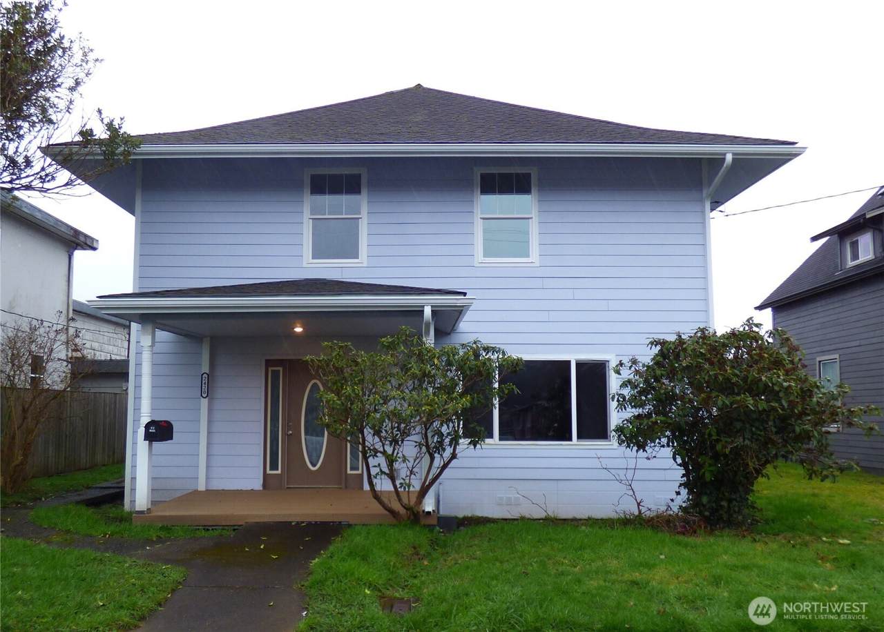 2420 Aberdeen Avenue - Photo 1
