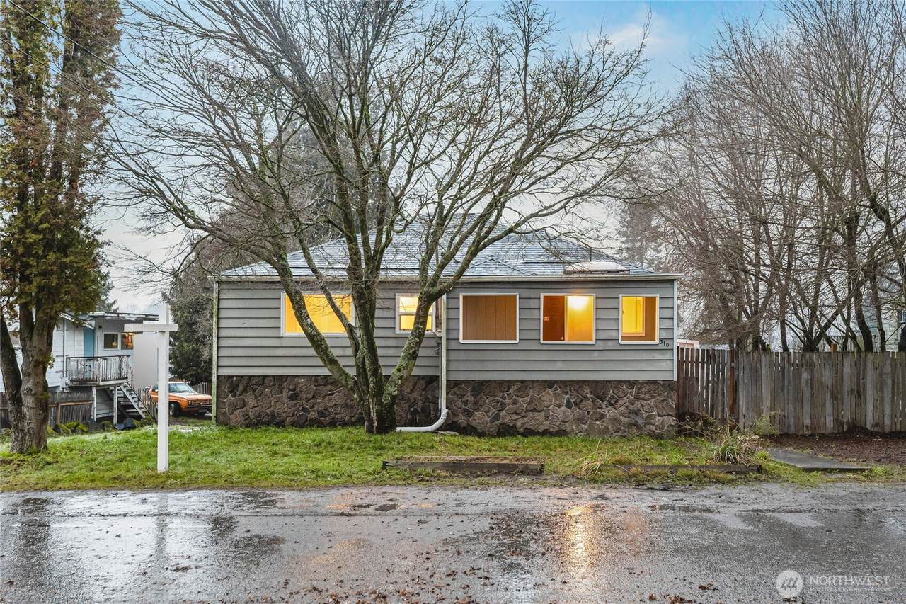 310 102nd Street - Photo 1
