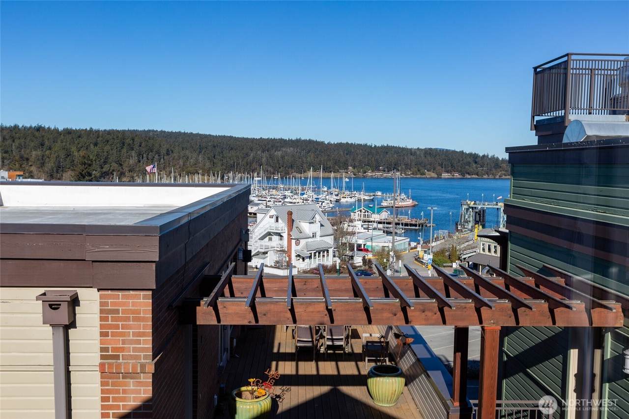 232 A Street - Photo 1