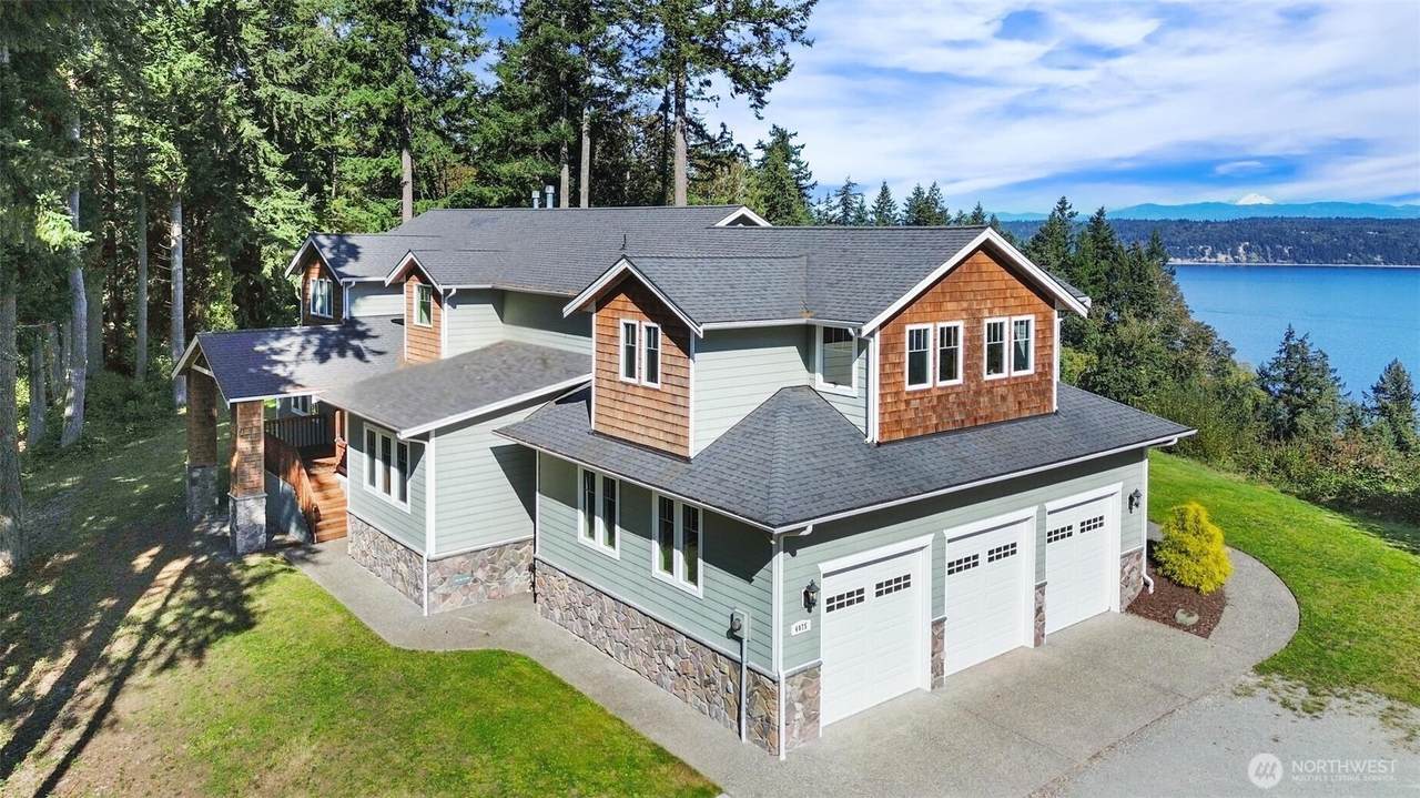 4075 Preserve Drive - Photo 1