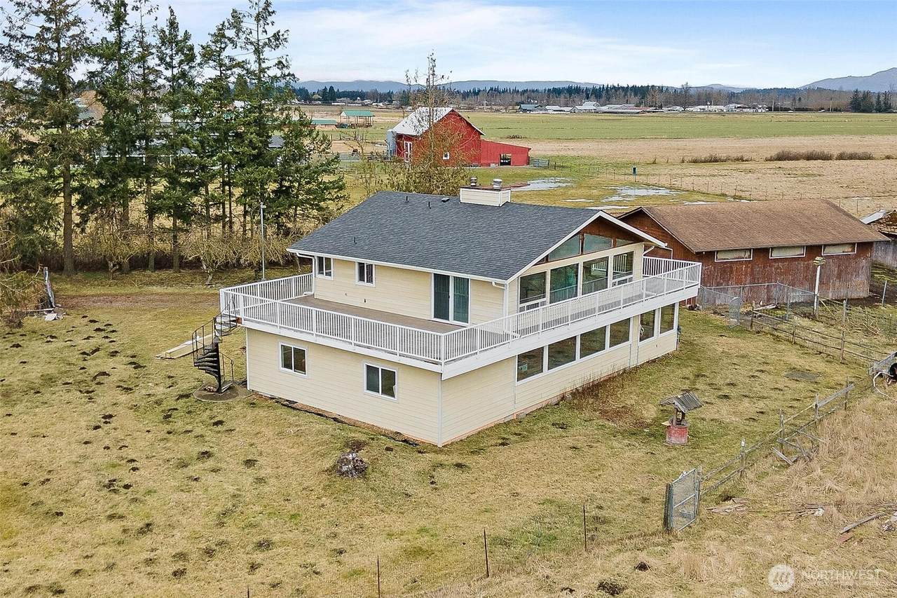 44410 208TH Avenue - Photo 1