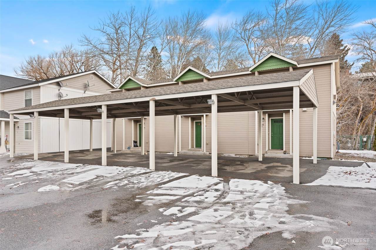 1508 Brook Court - Photo 1