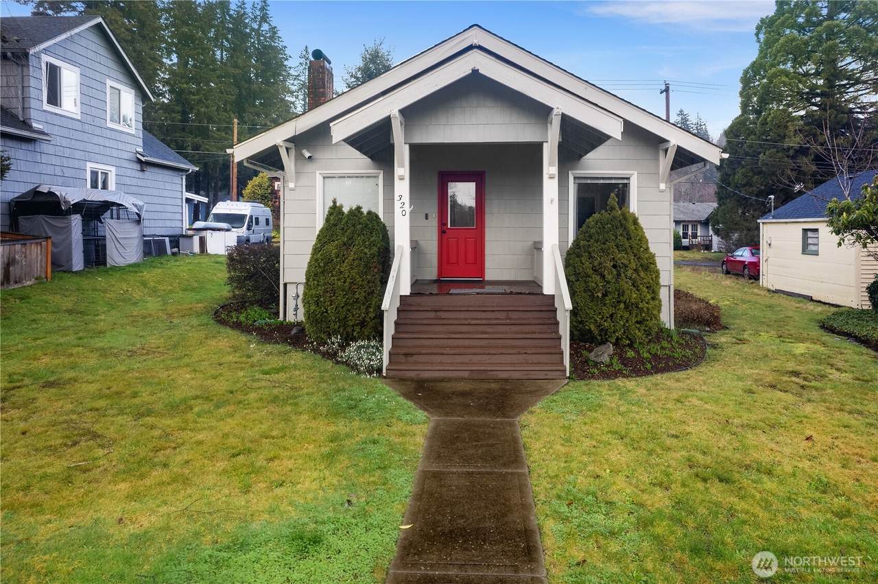 320 Alder Street - Photo 1