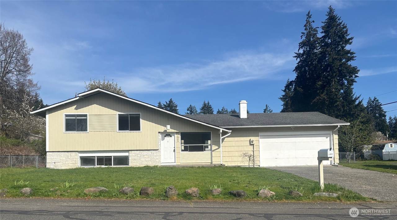 1309 Stevens St - Photo 1