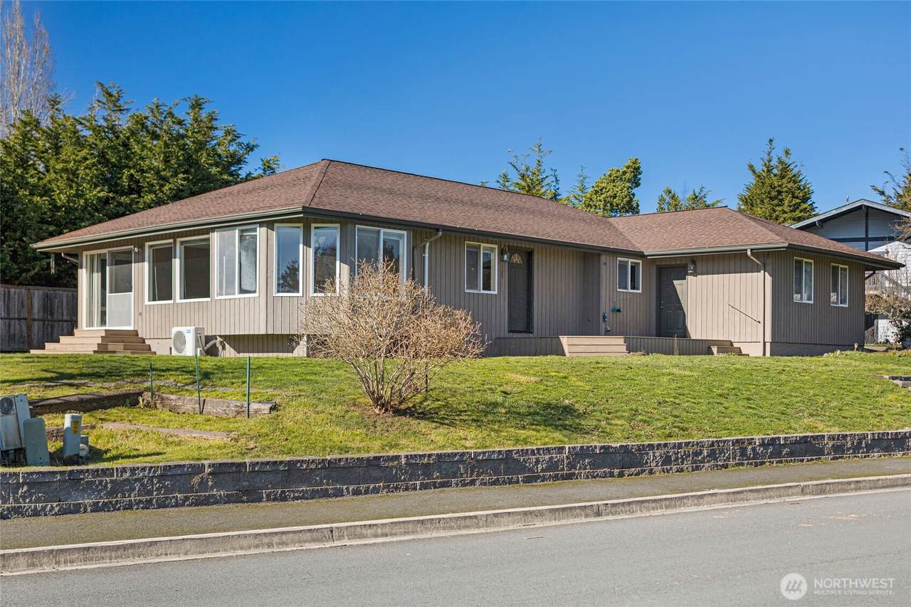 525 Alder Court - Photo 1