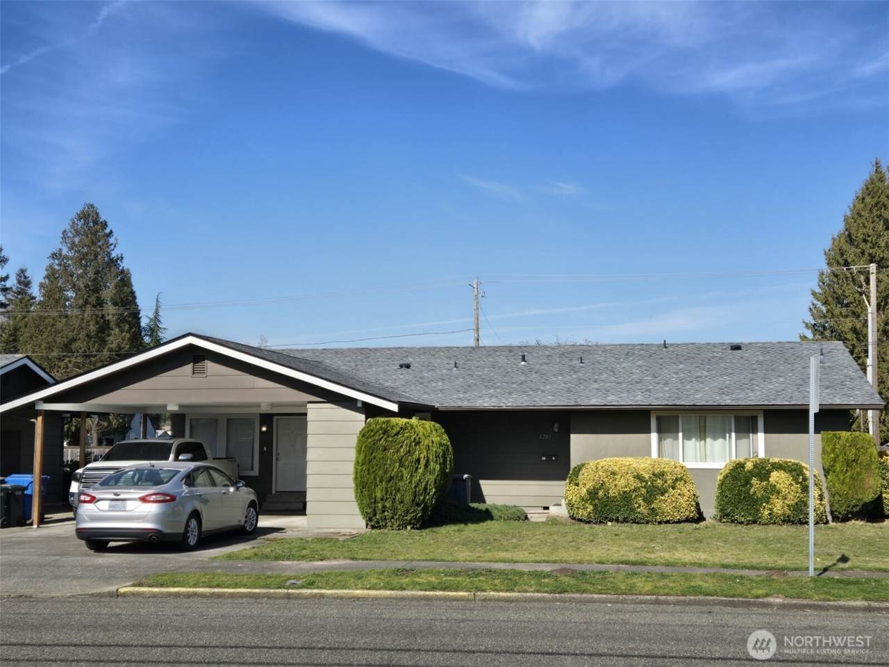 1209 -1211 4th Avenue - Photo 1
