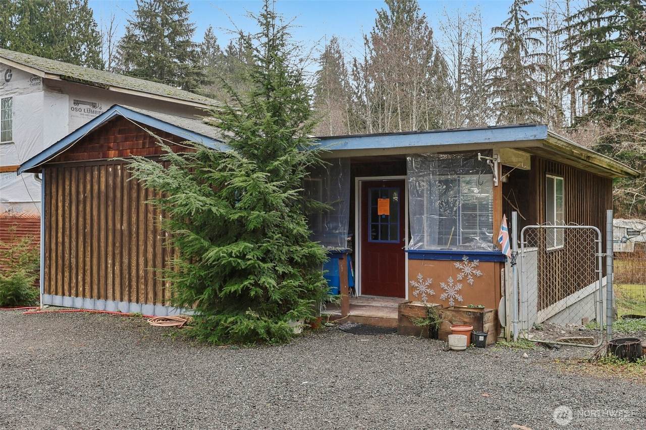 12712 Jordan Trails Road - Photo 1