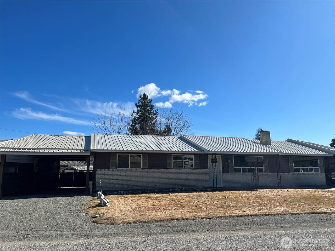 734 Sunrise Drive - Photo 1