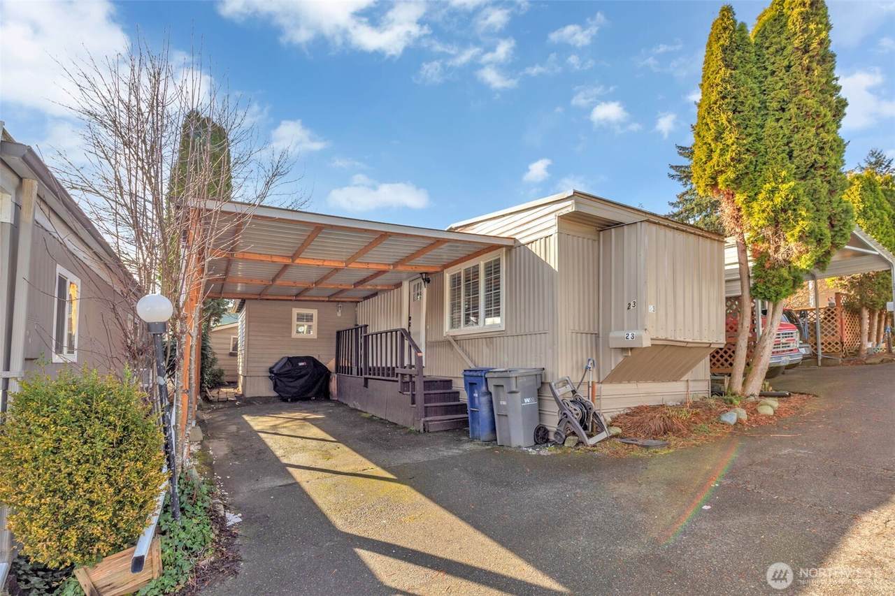23708 Locust Way - Photo 1