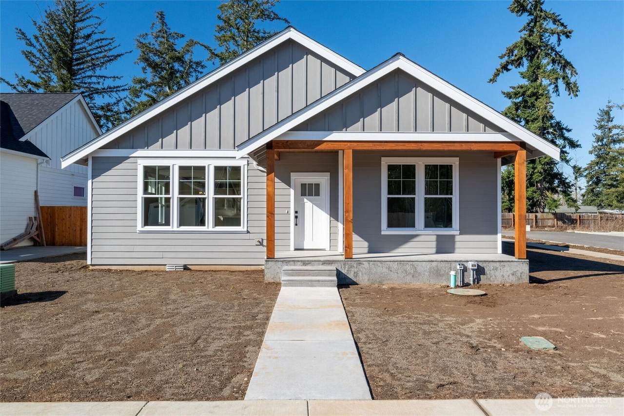 1303 Grey Lane - Photo 1