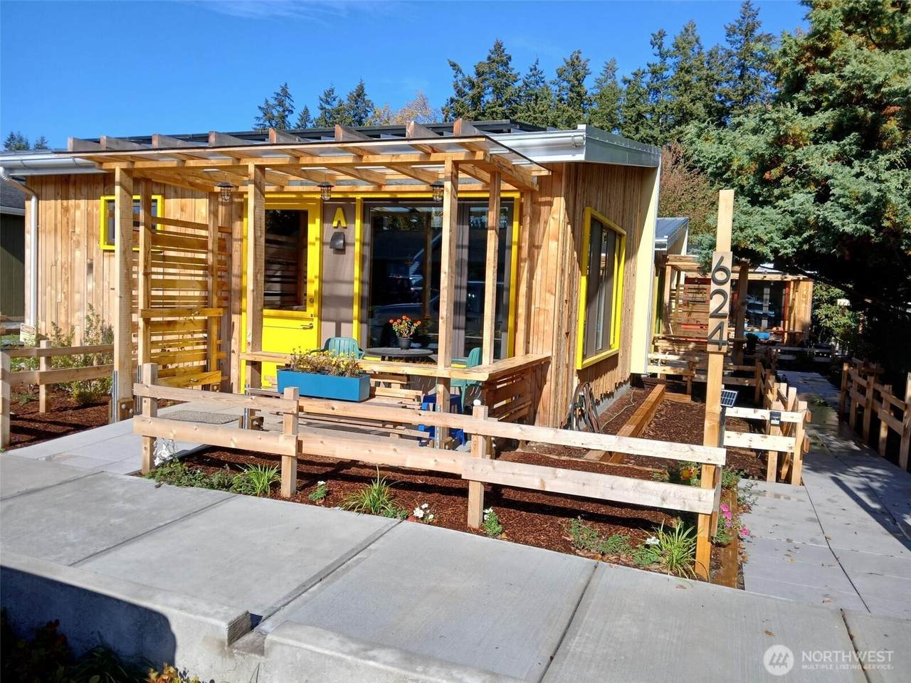 624 Second Street - Photo 1