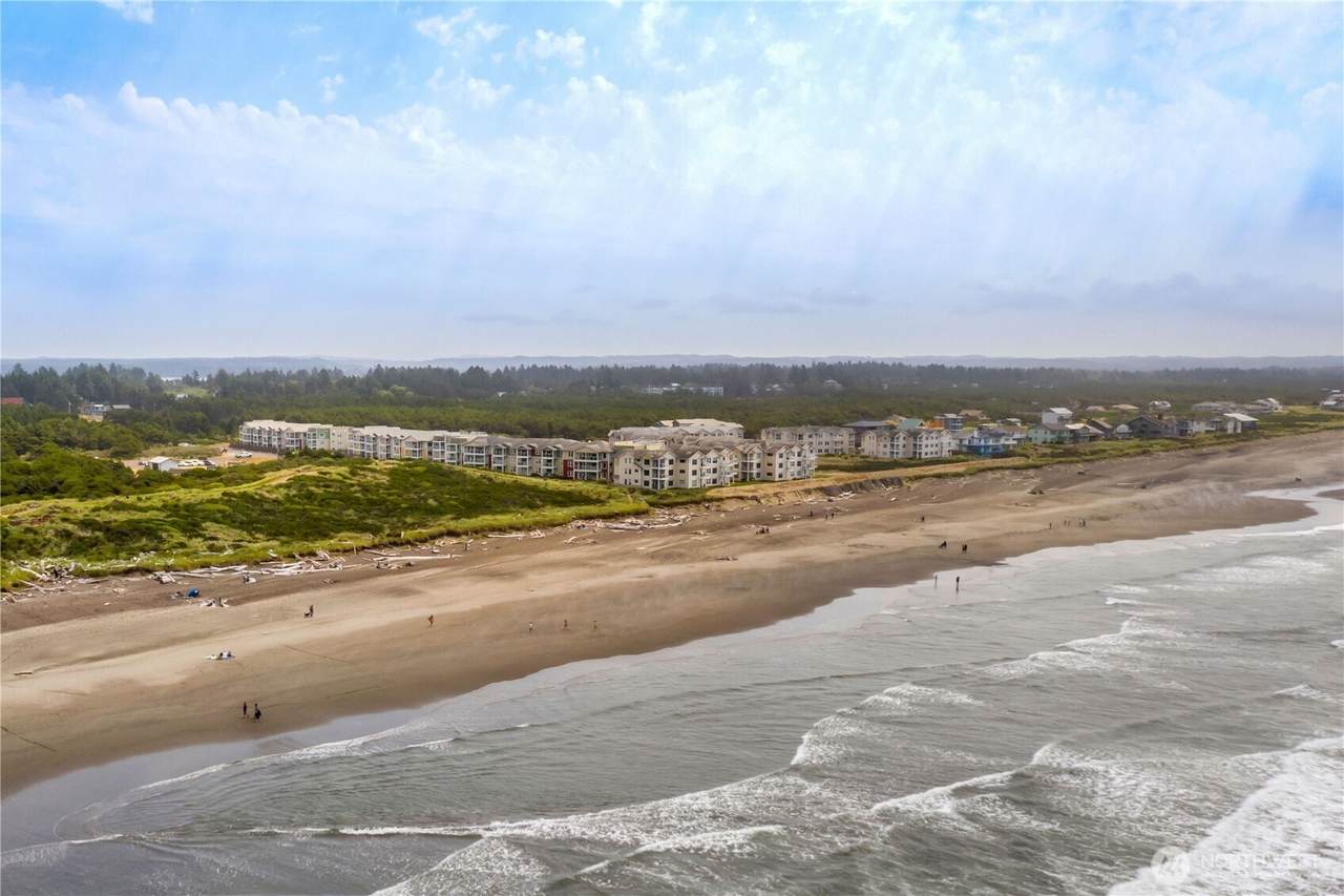 1600 Ocean Avenue - Photo 1