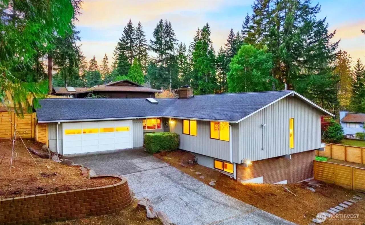 16183 42nd Street - Photo 1