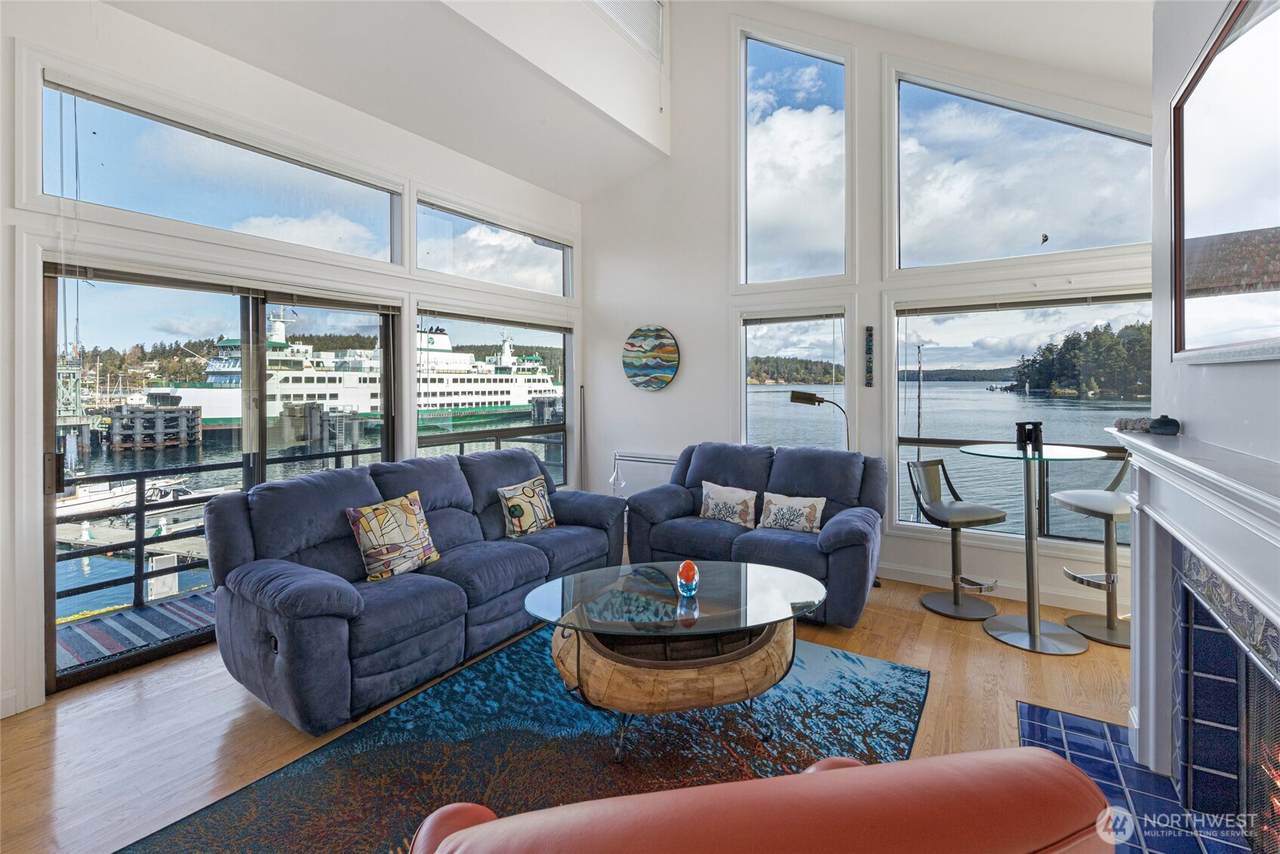 200 East Street - Photo 1
