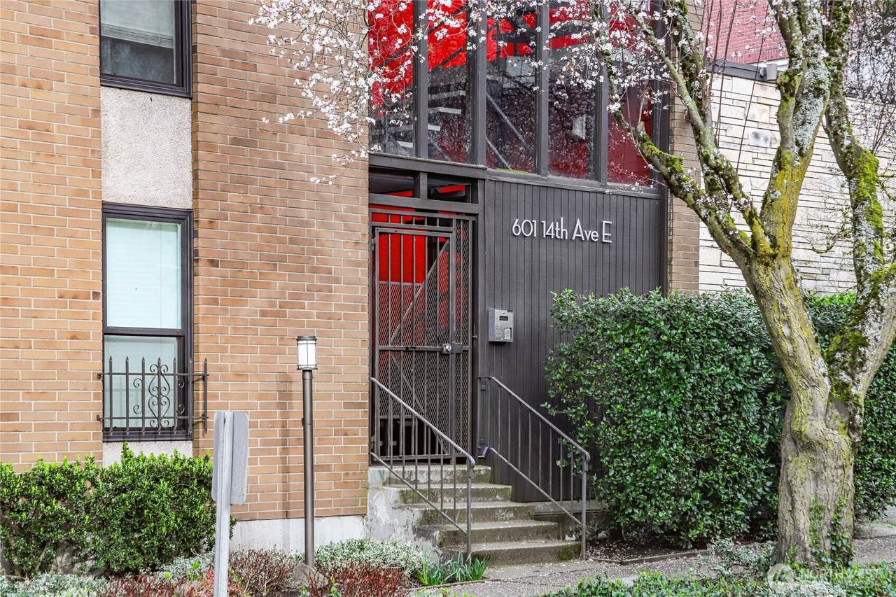 601 14th Avenue - Photo 1
