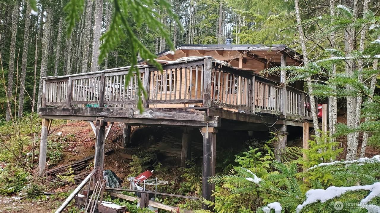 2001 Dow Mountain Road - Photo 1