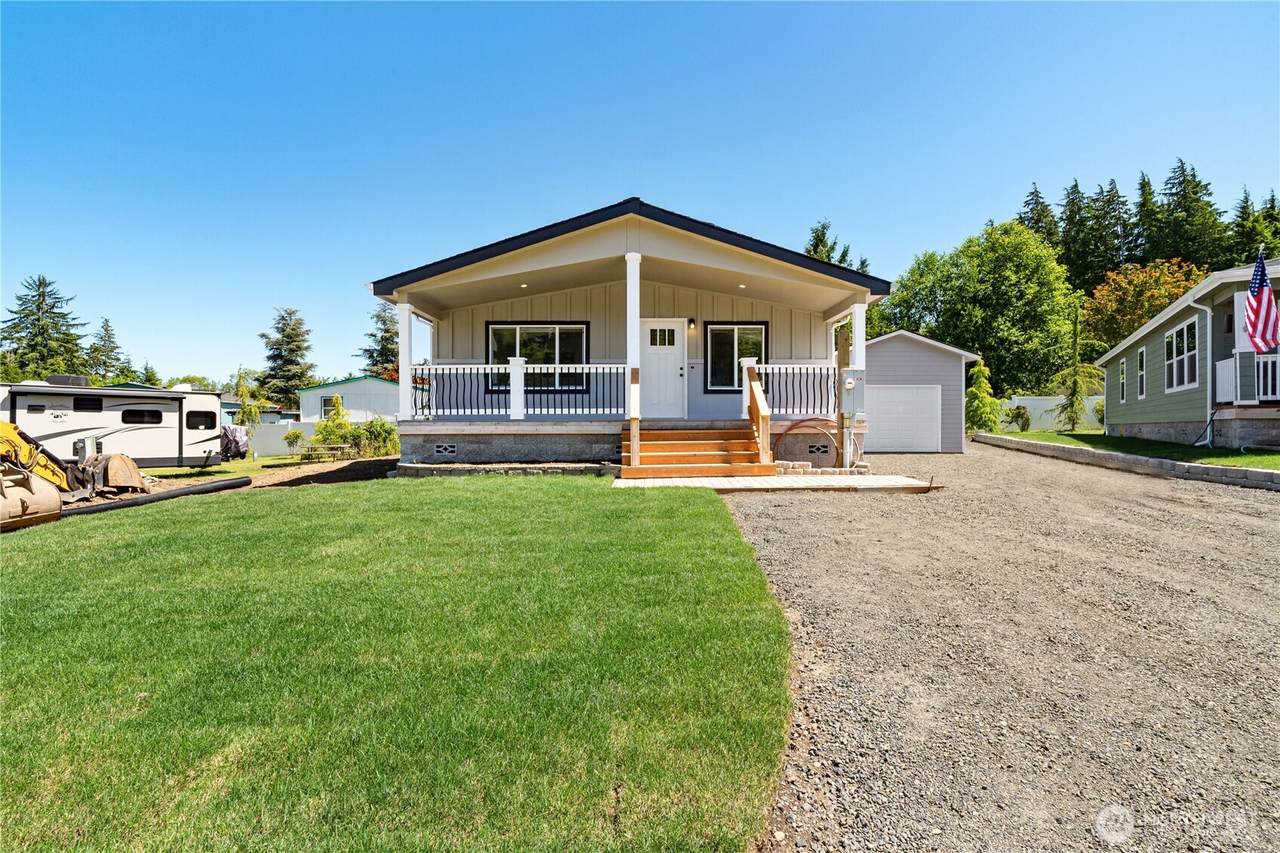 1019 Stanford Drive - Photo 1