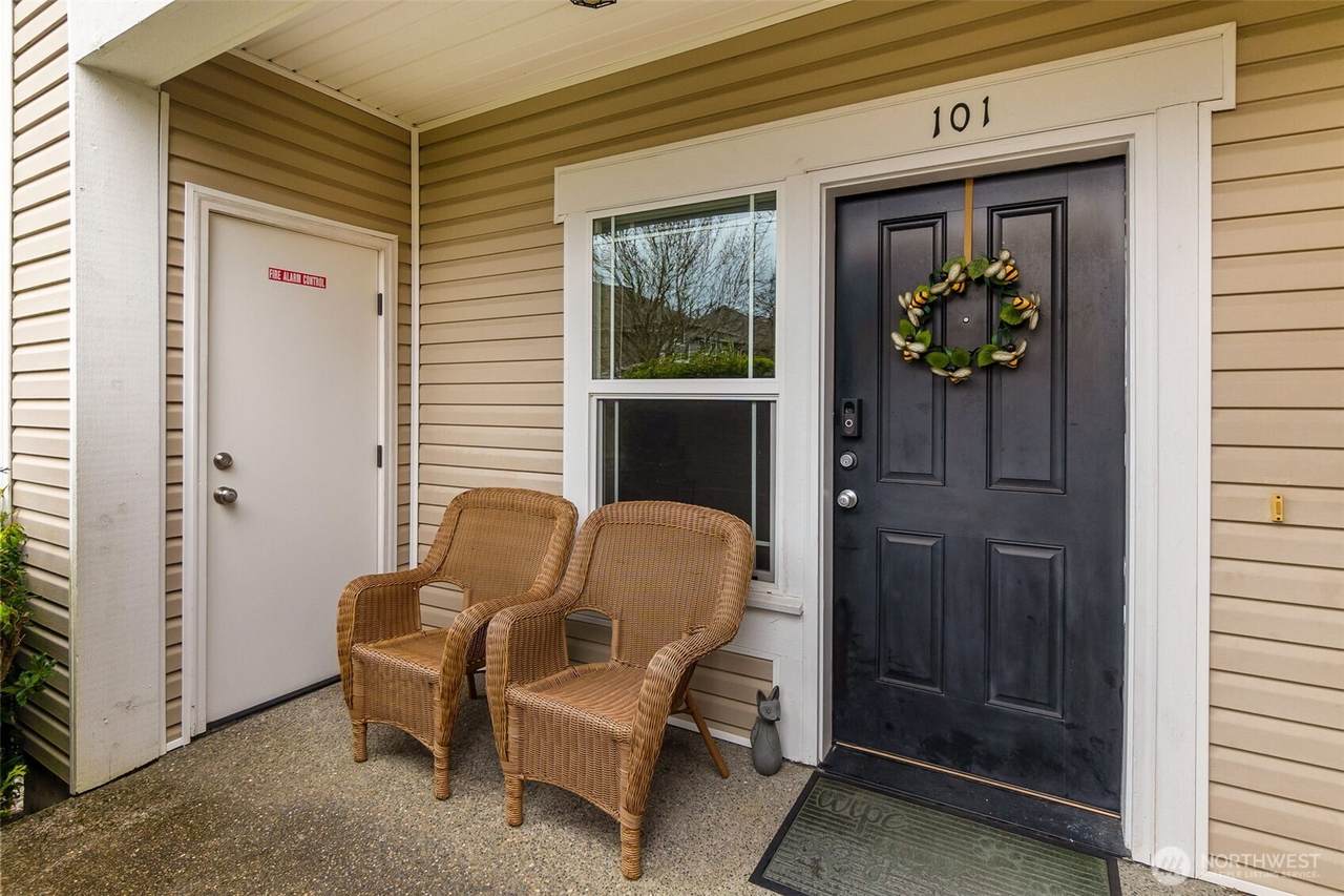 4212 5th Avenue - Photo 1