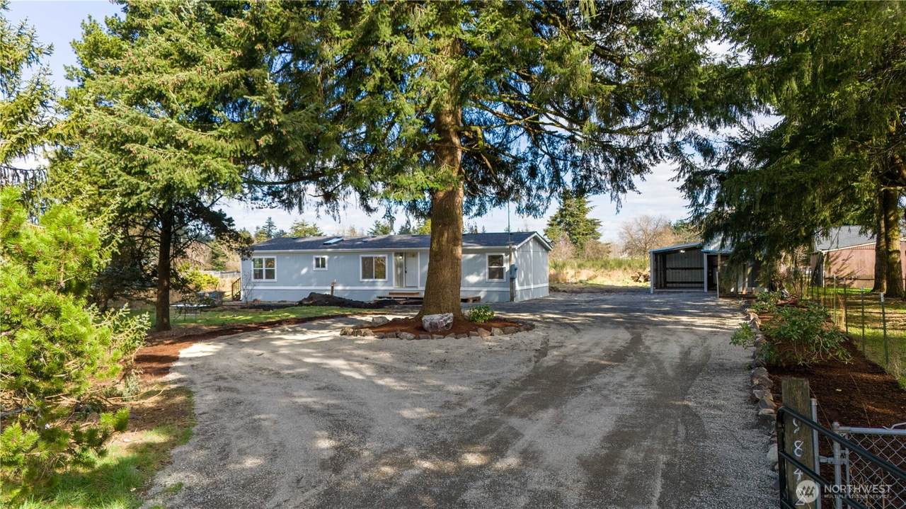 9842 180th Way - Photo 1