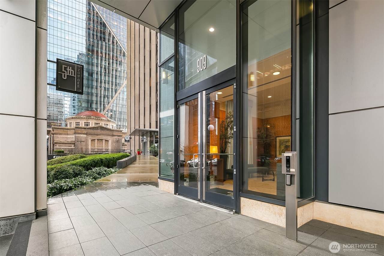 909 5th Avenue - Photo 1