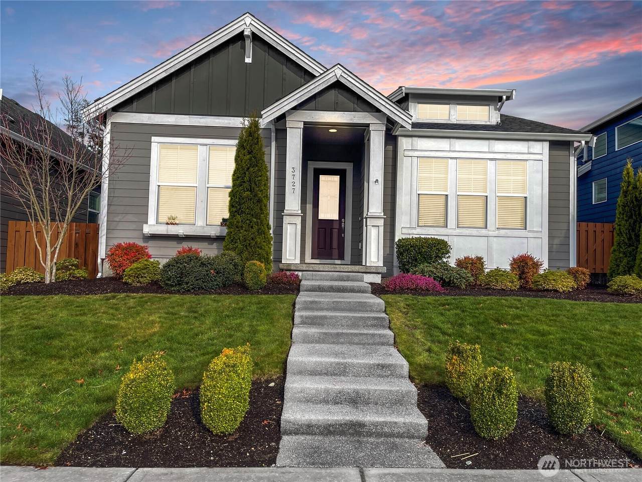 3727 Oakwood Street - Photo 1
