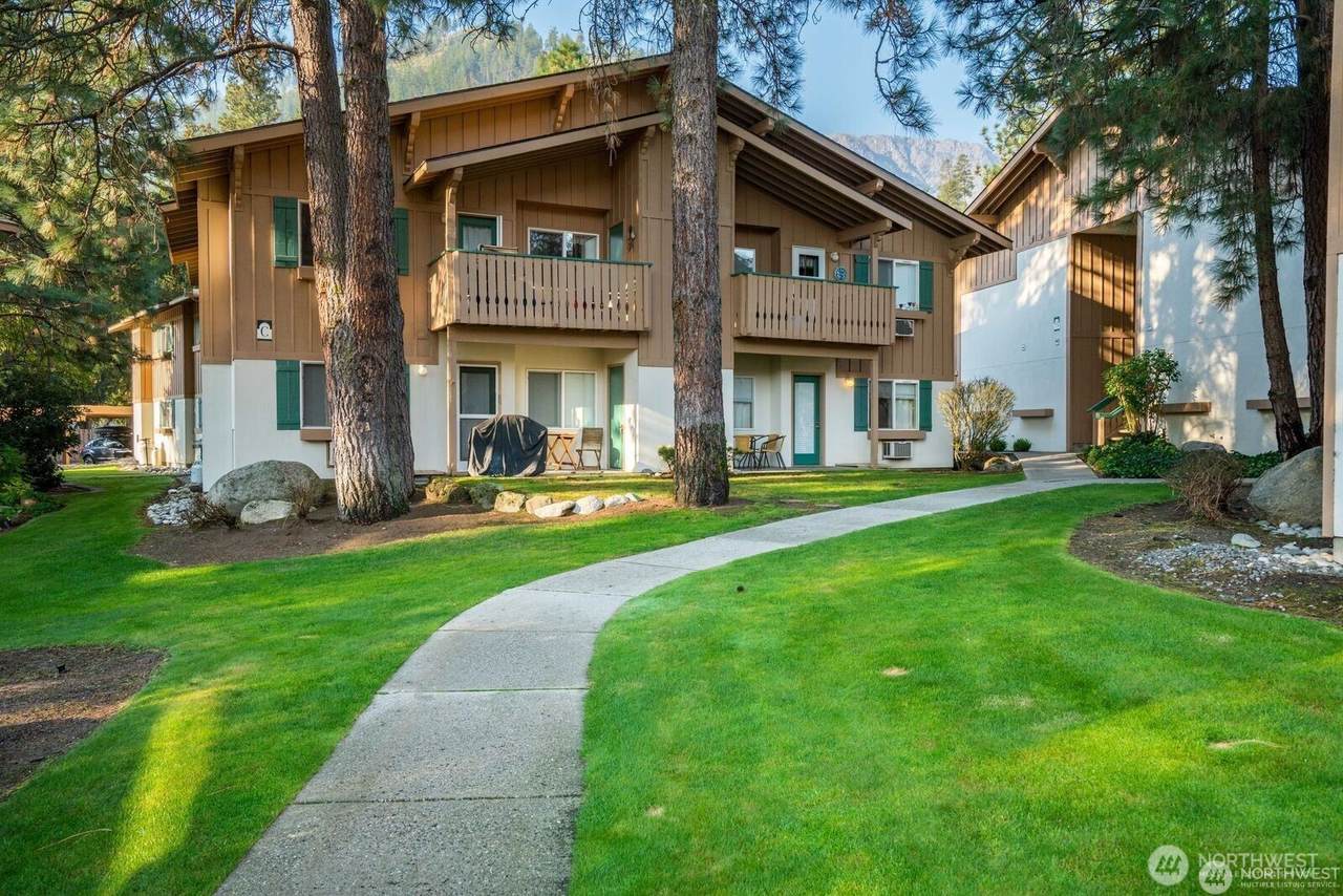 525 Alpine Place - Photo 1