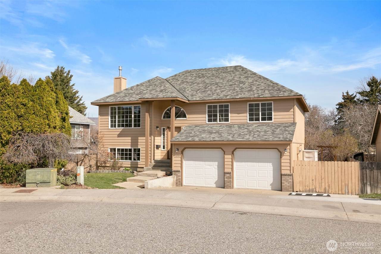 1320 Fairhaven Avenue - Photo 1