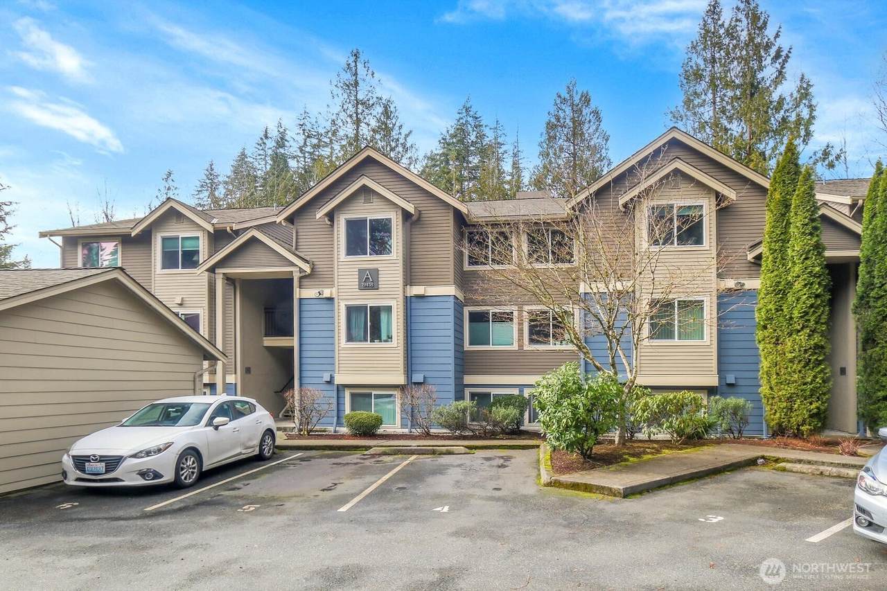 19418 Bothell Way - Photo 1